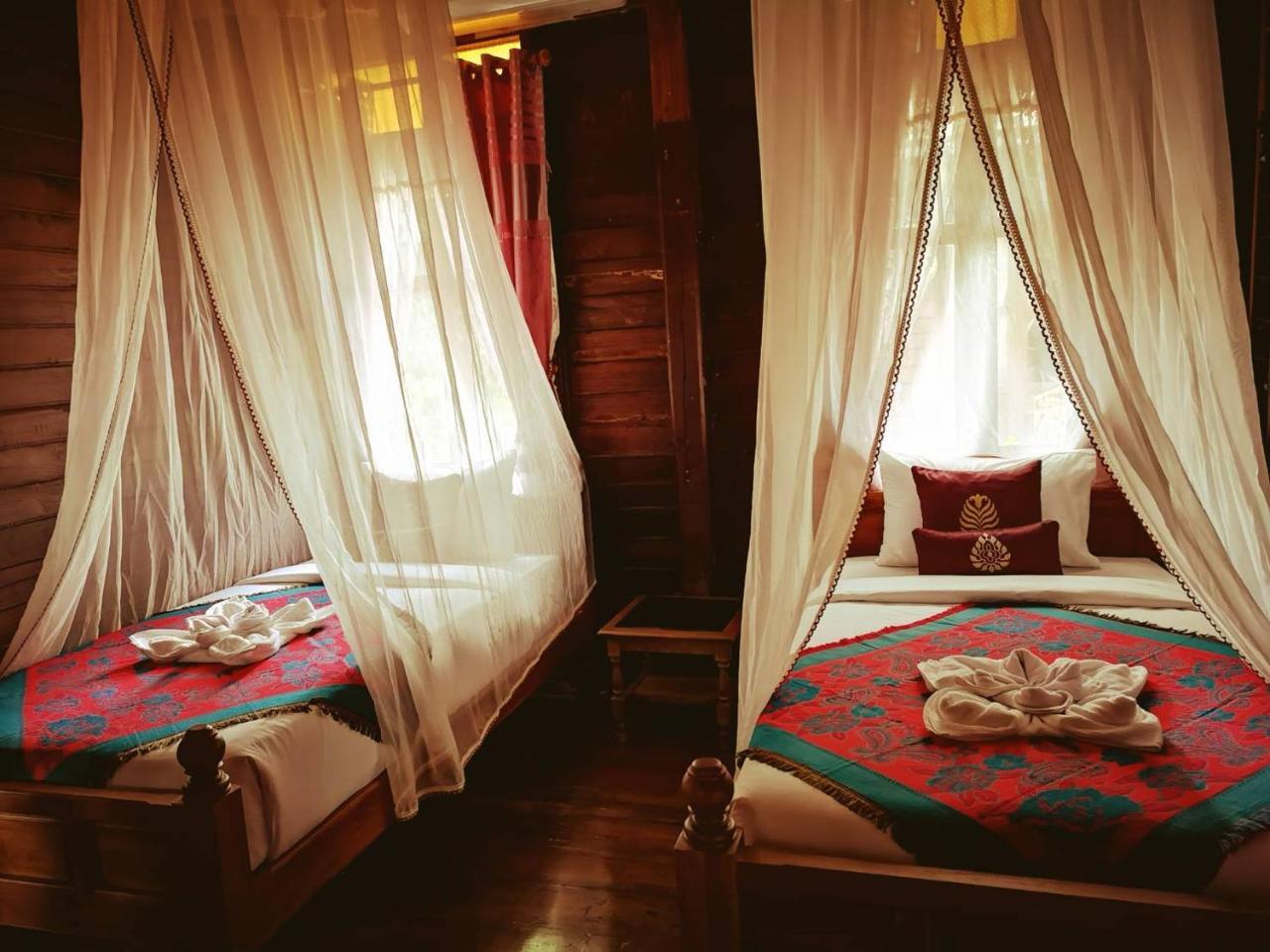 Baan Sithepaban Guesthouse Пхітсанулок Екстер'єр фото