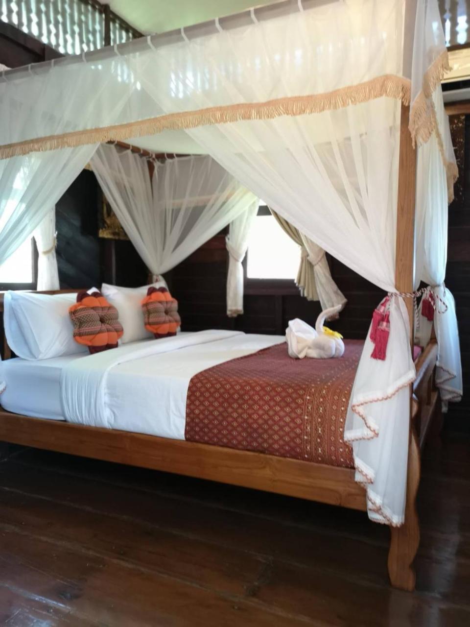 Baan Sithepaban Guesthouse Пхітсанулок Екстер'єр фото