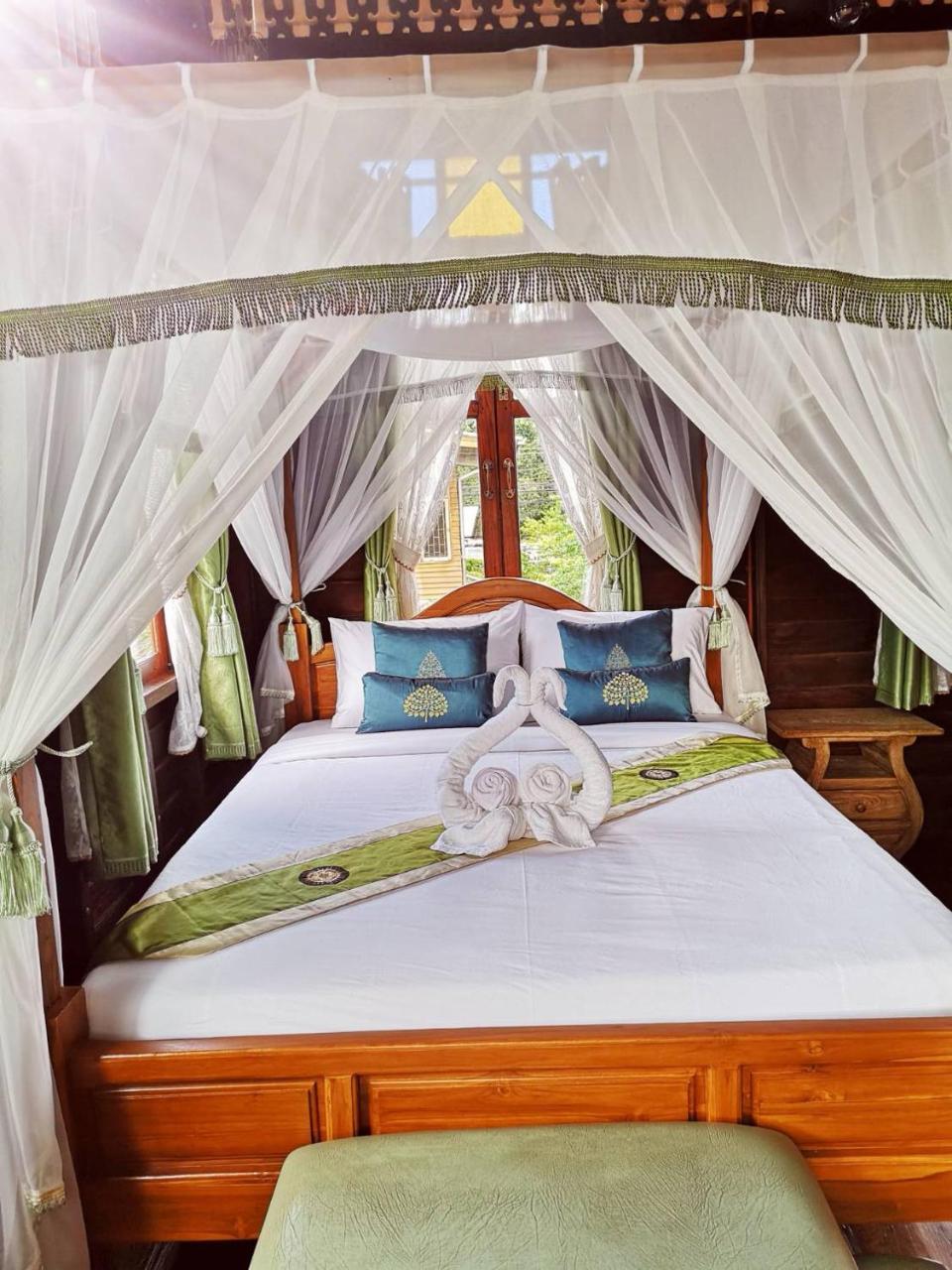 Baan Sithepaban Guesthouse Пхітсанулок Екстер'єр фото